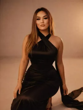 Maria photo 1, latina, athletic, blonde hair, 175 cm, 69 kg, Large bust, Hong Kong
