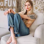 Belle Lina photo 22, european, athletic, blonde hair, 167 cm, 57 kg, Medium bust, Hong Kong