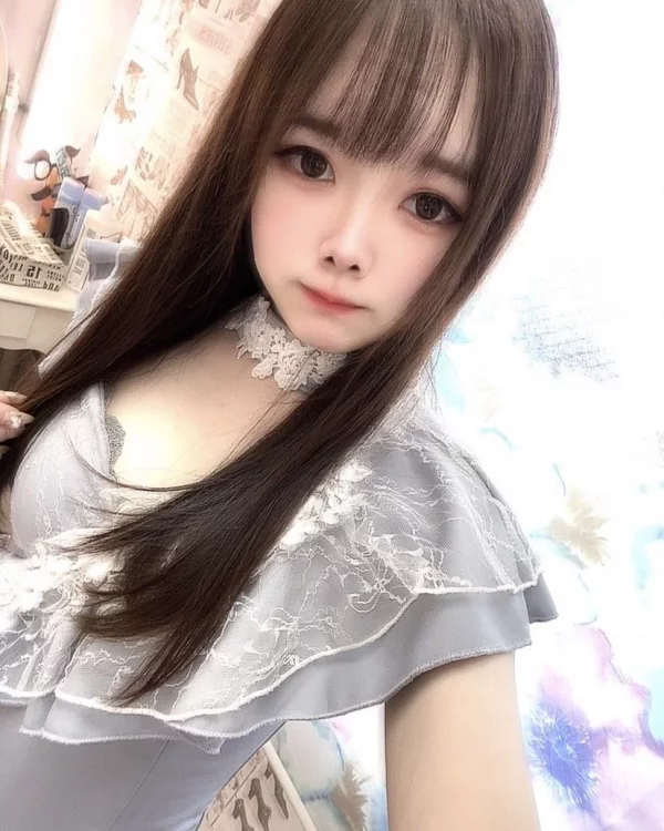 Tierra Lina photo 1, asian, petite, brunette, 156 cm, 48 kg, Small bust, Hong Kong