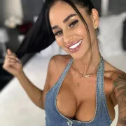 Lillian Lina photo 4, european, busty, black hair, 159 cm, 48 kg, Large bust, Hong Kong