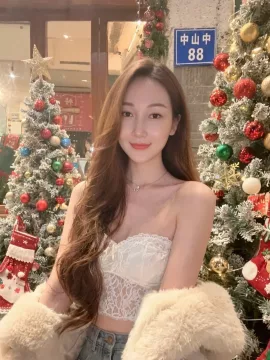 Velda Lina photo 1, asian, athletic, brunette, 167 cm, 54 kg, Small bust, Hong Kong