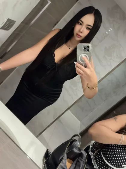 Cayla Mira photo 1, mixed, busty, black hair, 168 cm, 58 kg, Large bust, Hong Kong