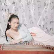 Elyse Lina photo 3, mixed, petite, black hair, 160 cm, 51 kg, Small bust, Hong Kong