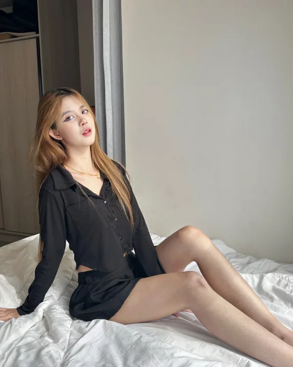 Priscilla Lina photo 1, mixed, average, brunette, 167 cm, 59 kg, Small bust, Hong Kong