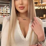 Dayana Lina photo 3, european, average, blonde hair, 169 cm, 59 kg, Medium bust, Hong Kong