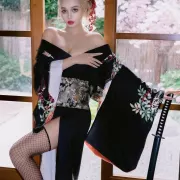 Mandy Lina photo 7, european, average, blonde hair, 163 cm, 52 kg, Small bust, Hong Kong