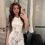 Karelle Lina photo 3, european, athletic, brunette, 165 cm, 55 kg, Medium bust, Hong Kong