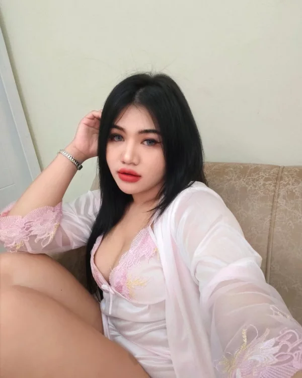 Jazmyn Lina photo 1, mixed, petite, black hair, 159 cm, 47 kg, Medium bust, Hong Kong