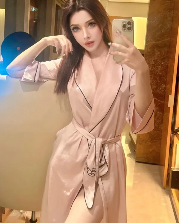 Rosetta Lina photo 1, asian, athletic, brunette, 165 cm, 55 kg, Medium bust, Hong Kong