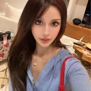 Rosetta Lina photo 2, asian, athletic, brunette, 165 cm, 55 kg, Medium bust, Hong Kong