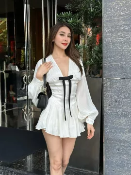 Myriam Lina photo 1, mixed, average, brunette, 164 cm, 52 kg, Medium bust, Hong Kong