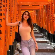 Myriam Lina photo 5, mixed, average, brunette, 164 cm, 52 kg, Medium bust, Hong Kong