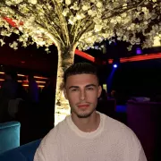 Alaric photo 2, european, average, brunette, 173 cm, 58 kg, Hong Kong