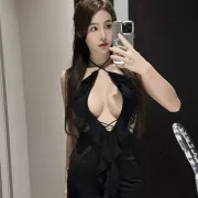 Delia Lina photo 11, mixed, curvy, black hair, 163 cm, 56 kg, Large bust, Hong Kong