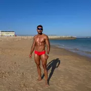 Armando photo 10, latina, curvy, black hair, 180 cm, 86 kg, Hong Kong