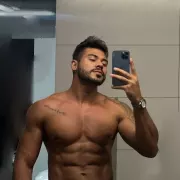 Armando photo 22, latina, curvy, black hair, 180 cm, 86 kg, Hong Kong