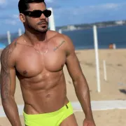 Armando photo 4, latina, curvy, black hair, 180 cm, 86 kg, Hong Kong