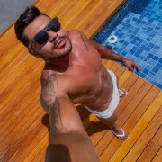 Armando photo 7, latina, curvy, black hair, 180 cm, 86 kg, Hong Kong