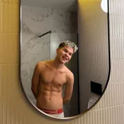 Avan photo 10, european, slim, blonde hair, 175 cm, 58 kg, Hong Kong
