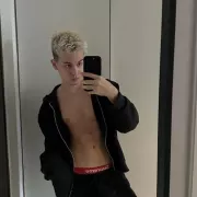 Avan photo 8, european, slim, blonde hair, 175 cm, 58 kg, Hong Kong
