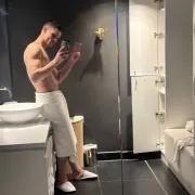 Axel photo 2, latina, athletic, brunette, 188 cm, 81 kg, Hong Kong