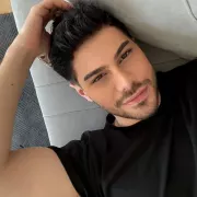 Baran photo 1, mixed, average, black hair, 185 cm, 77 kg, Hong Kong