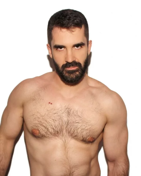 Bernard photo 1, european, athletic, black hair, 180 cm, 79 kg, Hong Kong