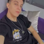 Brandon photo 4, european, slim, brunette, 180 cm, 61 kg, Hong Kong