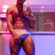 Caio photo 6, latina, curvy, black hair, 180 cm, 81 kg, Hong Kong