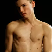 Cassius photo 15, european, slim, brunette, 183 cm, 61 kg, Hong Kong