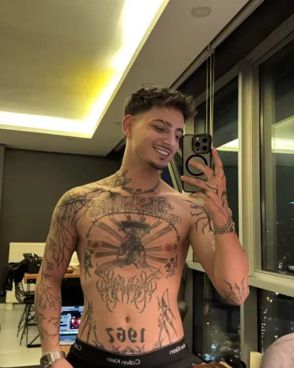 Cem photo 1, mixed, athletic, brunette, 175 cm, 70 kg, Hong Kong
