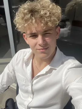 Diego photo 1, european, athletic, blonde hair, 175 cm, 70 kg, Hong Kong