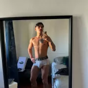 Donato photo 15, latina, athletic, black hair, 183 cm, 79 kg, Hong Kong