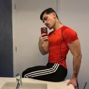 Donato photo 26, latina, athletic, black hair, 183 cm, 79 kg, Hong Kong