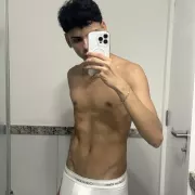 Dotson photo 1, latina, slim, black hair, 175 cm, 58 kg, Hong Kong