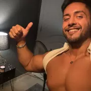Emre photo 14, latina, curvy, black hair, 178 cm, 81 kg, Hong Kong