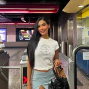 Katlyn Lina photo 9, mixed, petite, black hair, 160 cm, 53 kg, Medium bust, Hong Kong