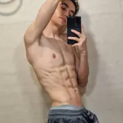 Finn photo 4, european, slim, brunette, 183 cm, 63 kg, Hong Kong