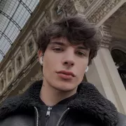 Gabriel photo 3, european, slim, brunette, 178 cm, 52 kg, Hong Kong