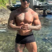 Galvao photo 13, latina, curvy, black hair, 180 cm, 95 kg, Hong Kong