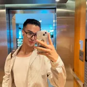 Ivan photo 18, latina, curvy, black hair, 170 cm, 77 kg, Hong Kong