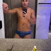 Kauan photo 5, latina, slim, blonde hair, 183 cm, 63 kg, Hong Kong