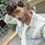 Lucas photo 19, european, slim, black hair, 178 cm, 54 kg, Hong Kong