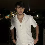 Lucas photo 37, european, slim, black hair, 178 cm, 54 kg, Hong Kong