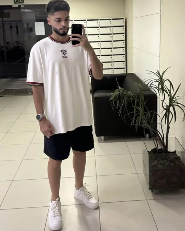 Nick photo 1, latina, average, brunette, 180 cm, 65 kg, Hong Kong