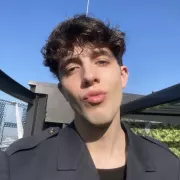 Noel photo 1, european, slim, brunette, 183 cm, 63 kg, Hong Kong