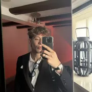 Noel photo 26, european, slim, brunette, 183 cm, 63 kg, Hong Kong