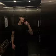 Noel photo 31, european, slim, brunette, 183 cm, 63 kg, Hong Kong