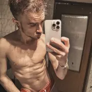 Prague photo 5, european, average, blonde hair, 180 cm, 65 kg, Hong Kong
