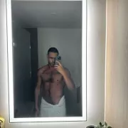 Roberto photo 36, latina, curvy, black hair, 183 cm, 93 kg, Hong Kong
